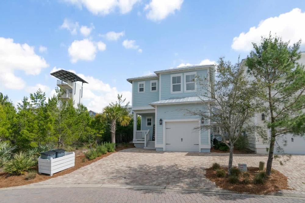 374 Gulfview Circle